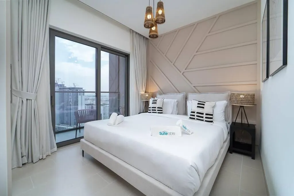 Intimate Apartment With Scenic View Of Dubai Creek